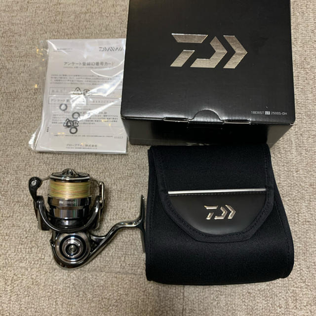 DAIWA(ダイワ)のryo-ta様専用18イグジストRCSハンドルセット スポーツ/アウトドアのフィッシング(リール)の商品写真