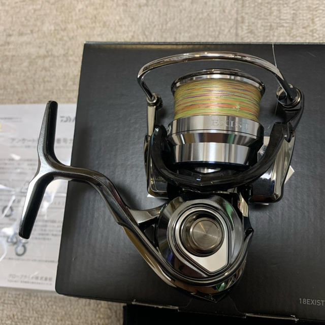 DAIWA(ダイワ)のryo-ta様専用18イグジストRCSハンドルセット スポーツ/アウトドアのフィッシング(リール)の商品写真