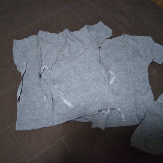 MUJI (無印良品)(ムジルシリョウヒン)の無印良品新生児肌着❤️　50-60　4枚 キッズ/ベビー/マタニティのベビー服(~85cm)(肌着/下着)の商品写真