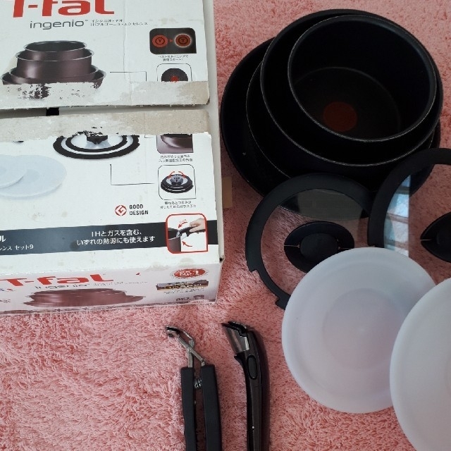 T-fal(ティファール)のぴぃなっつ様専用ティファールIH対応鍋、フライパンセット インテリア/住まい/日用品のキッチン/食器(鍋/フライパン)の商品写真