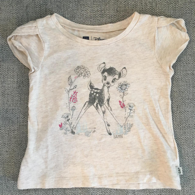 babyGAP(ベビーギャップ)のbaby gap Tシャツ　バンビ柄　80 キッズ/ベビー/マタニティのベビー服(~85cm)(Ｔシャツ)の商品写真