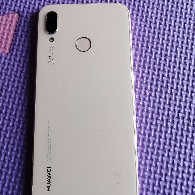 HUAWEI　p20lite  ピンク スマホ/家電/カメラのスマートフォン/携帯電話(スマートフォン本体)の商品写真