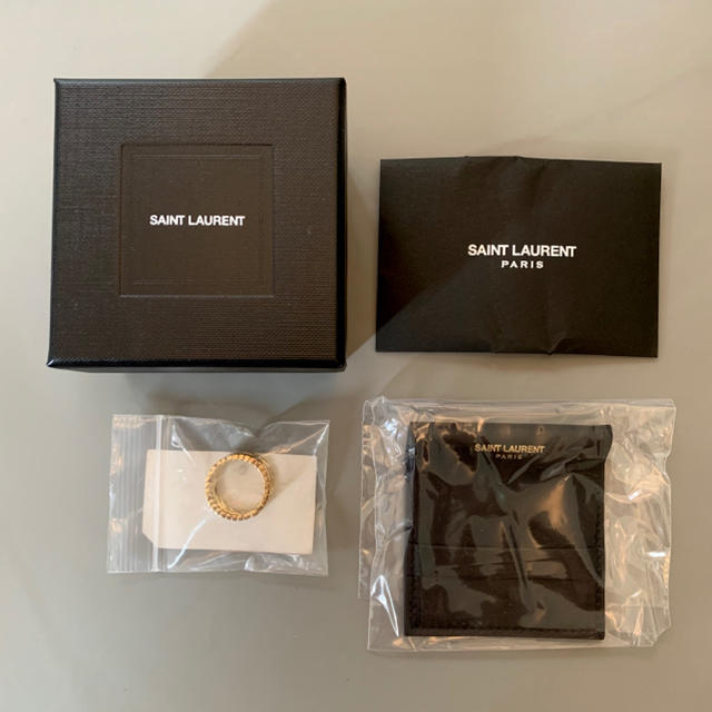 Saint Laurent(サンローラン)のみちゅらん様専用　SAINT LAURENT サンローラン  ゴールド　リング レディースのアクセサリー(リング(指輪))の商品写真