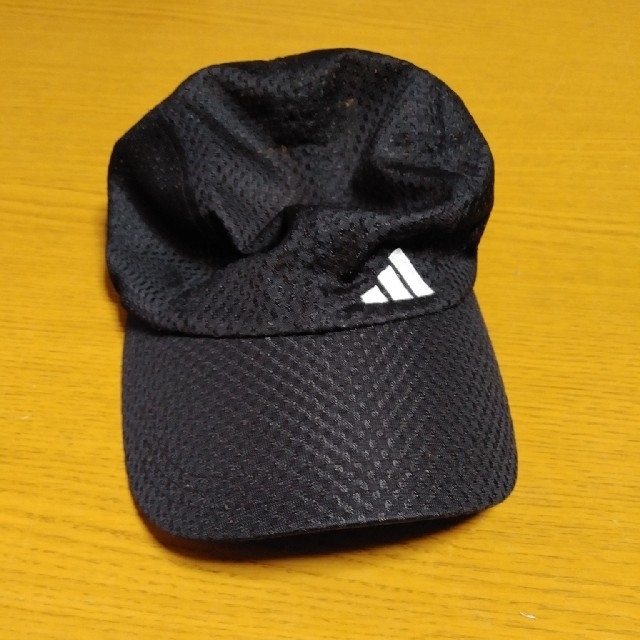 アディダスキャップメッシュ レディースの帽子(キャップ)の商品写真