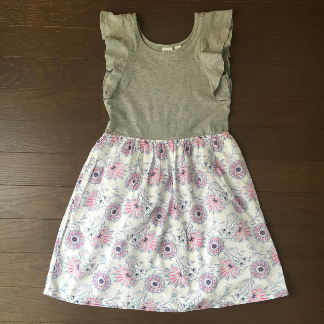 GAP Kids(ギャップキッズ)のGAP kids ワンピース 130 キッズ/ベビー/マタニティのキッズ服女の子用(90cm~)(ワンピース)の商品写真