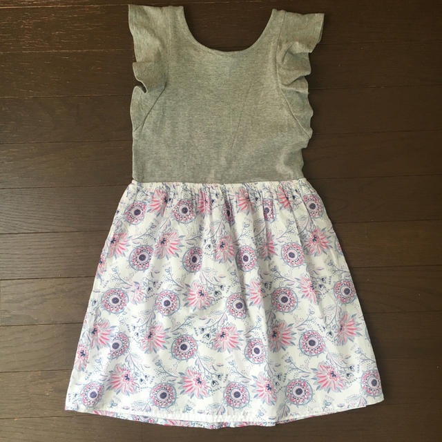 GAP Kids(ギャップキッズ)のGAP kids ワンピース 130 キッズ/ベビー/マタニティのキッズ服女の子用(90cm~)(ワンピース)の商品写真