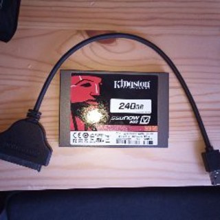 Kingston SSD 250gb ＆USB to sataケーブル のセット(PCパーツ)