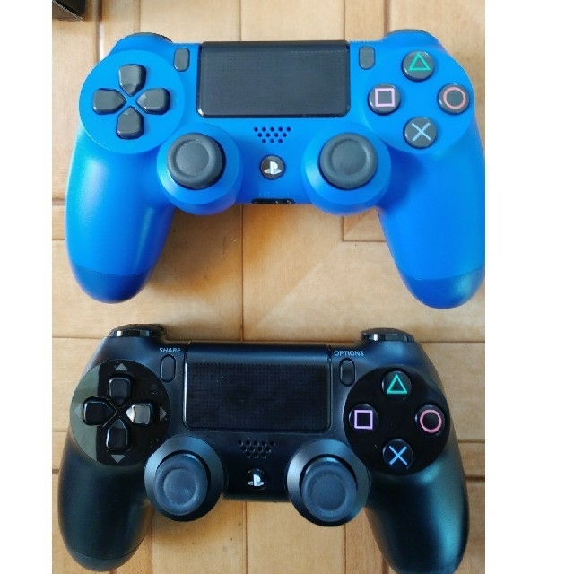 送料込！PS4 本体　CUH-2000AB01 &色々