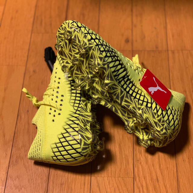 PUMA(プーマ)のプーマ K) フューチャー 4.1 NETFIT FG/A イエローアラート スポーツ/アウトドアのランニング(シューズ)の商品写真