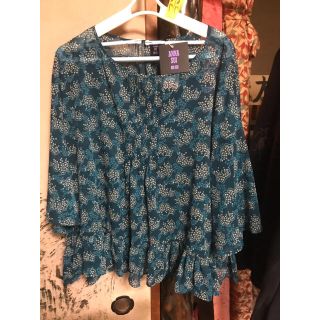 アナスイ(ANNA SUI)のUNIQLO×ANNA SUI シフォンブラウス　グリーン(シャツ/ブラウス(長袖/七分))