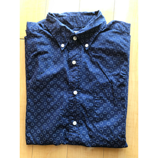 ユニクロ(UNIQLO)のNo.8ユニクロ　半袖シャツ　最終価格(シャツ)