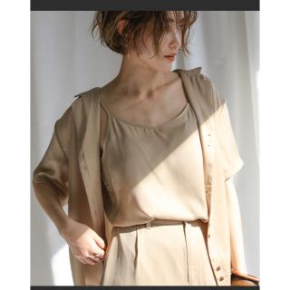 ザラ(ZARA)の新品、未使用　タグ付き　サテンシャツ　select moca(シャツ/ブラウス(長袖/七分))