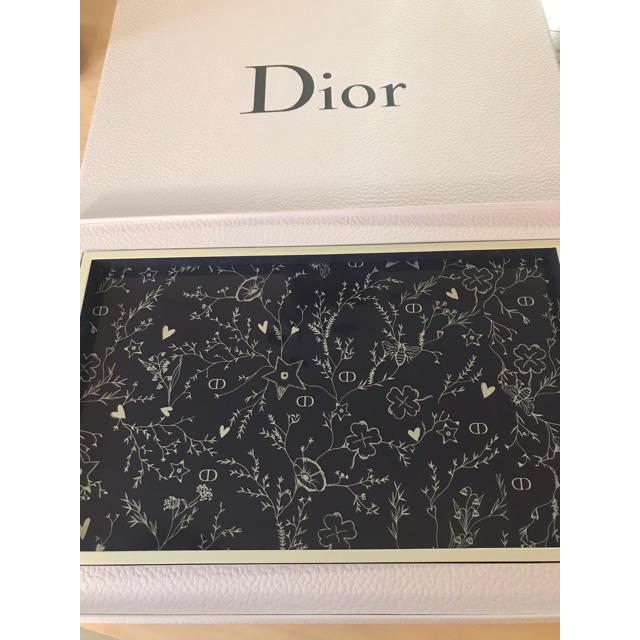 Dior(ディオール)のDior ラッカー仕上げのトレイ コスメ/美容のコスメ/美容 その他(その他)の商品写真