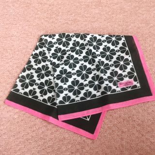 ケイトスペードニューヨーク(kate spade new york)の‼️6/30まで値下げ‼️ケイトスペード スペード柄スカーフ(バンダナ/スカーフ)