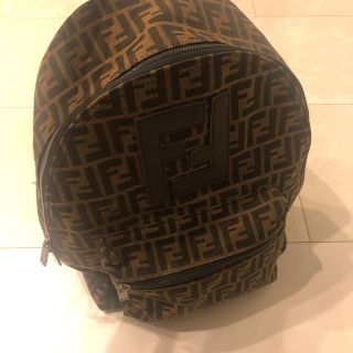 フェンディ(FENDI)のリュック(リュック/バックパック)