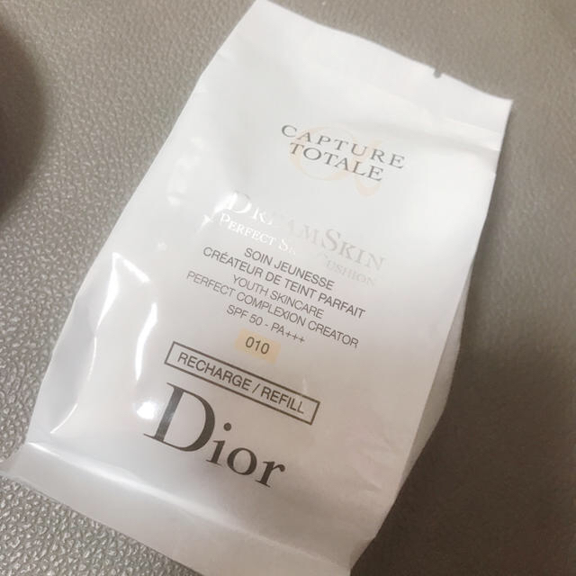 Dior(ディオール)のdior  カプチュール トータル クッション  コスメ/美容のベースメイク/化粧品(化粧下地)の商品写真