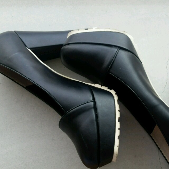 GYDA(ジェイダ)の黒パンプス レディースの靴/シューズ(ハイヒール/パンプス)の商品写真