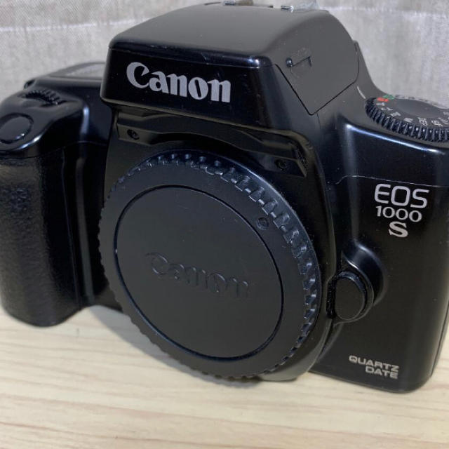 Canon EOS1000S 一眼レフ　フィルムカメラ