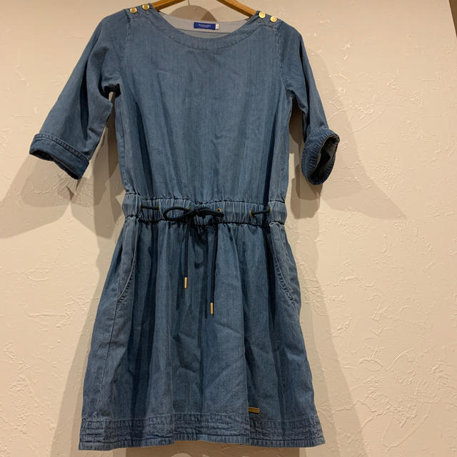 BURBERRY BLUE LABEL(バーバリーブルーレーベル)のクレストブリッジ ♡デニムワンピース レディースのワンピース(ひざ丈ワンピース)の商品写真