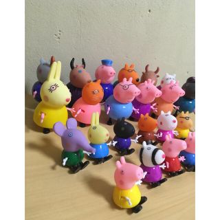 ペッパピッグ peppa pig 25体フィギュア+お家セット+キャンピングカー