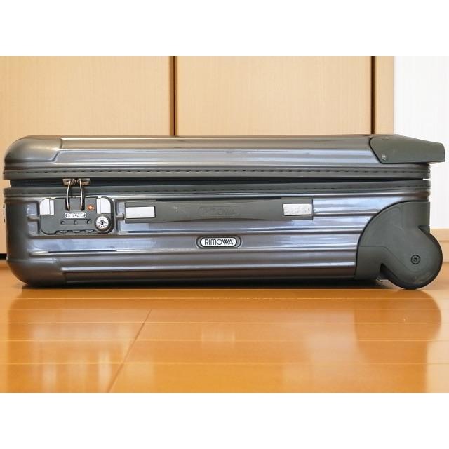 RIMOWA(リモワ)のRIMOWA/リモワ Salsa/サルサ35L【機内持込可】希少色シルバーグレイ メンズのバッグ(トラベルバッグ/スーツケース)の商品写真