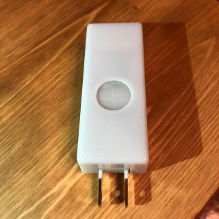 ムジルシリョウヒン(MUJI (無印良品))の無印良品　LEDセンサーライト　IS-001(蛍光灯/電球)