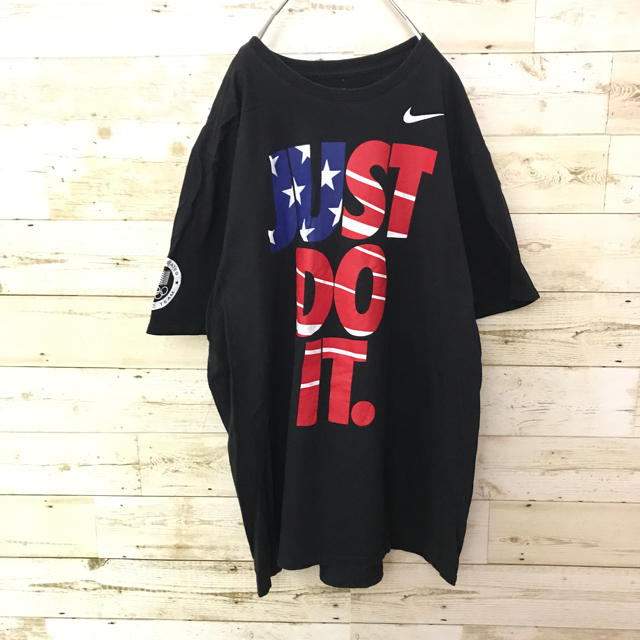 NIKE(ナイキ)の【miyu様専用】ナイキ☆半袖ビッグプリントTシャツクルーネックカットソー メンズのトップス(Tシャツ/カットソー(半袖/袖なし))の商品写真