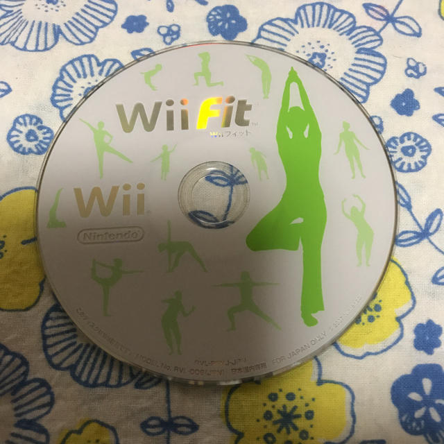 Wii(ウィー)のWii Wii Fit エンタメ/ホビーのゲームソフト/ゲーム機本体(家庭用ゲームソフト)の商品写真