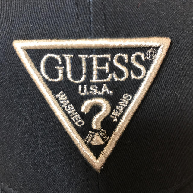 GUESS(ゲス)のゲス　GUESS キャップ メンズの帽子(キャップ)の商品写真