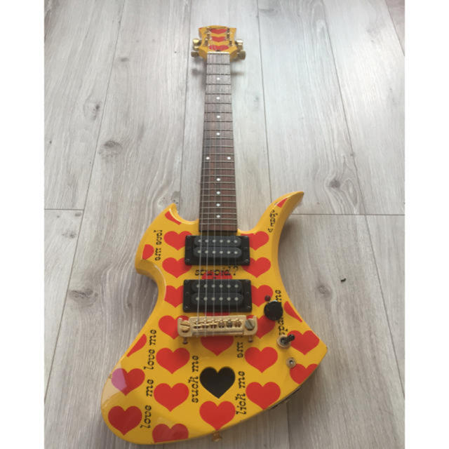 fernandes burny mg イエローハートjr. hideモデル-