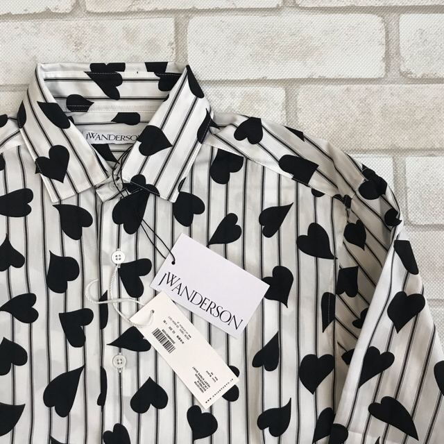 J.W.ANDERSON - 新品未使用 jw anderson ハートストライプシャツの通販