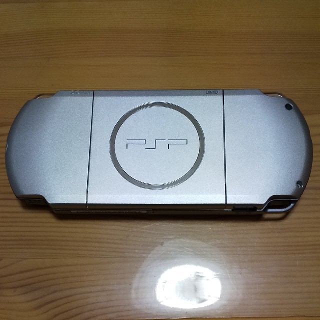 PSP-3000 MYSTIC SILVER セット