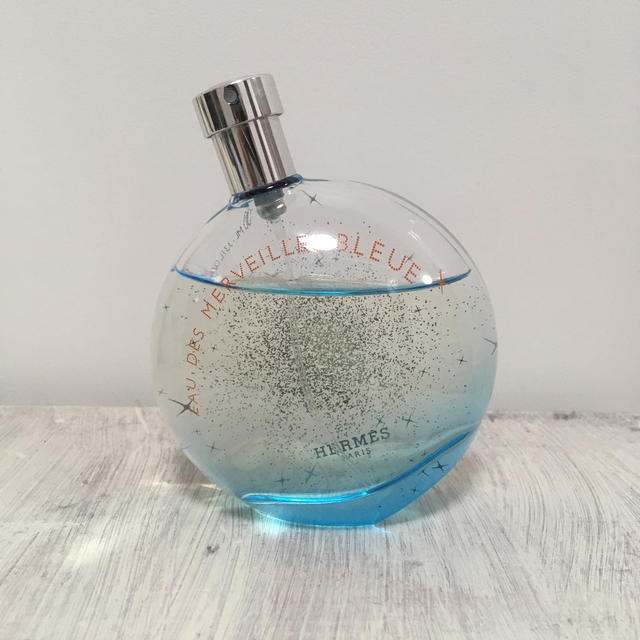 Hermes(エルメス)の【cccy様専用】HERMES 香水 EAU DES MERVEILLES  コスメ/美容の香水(ユニセックス)の商品写真