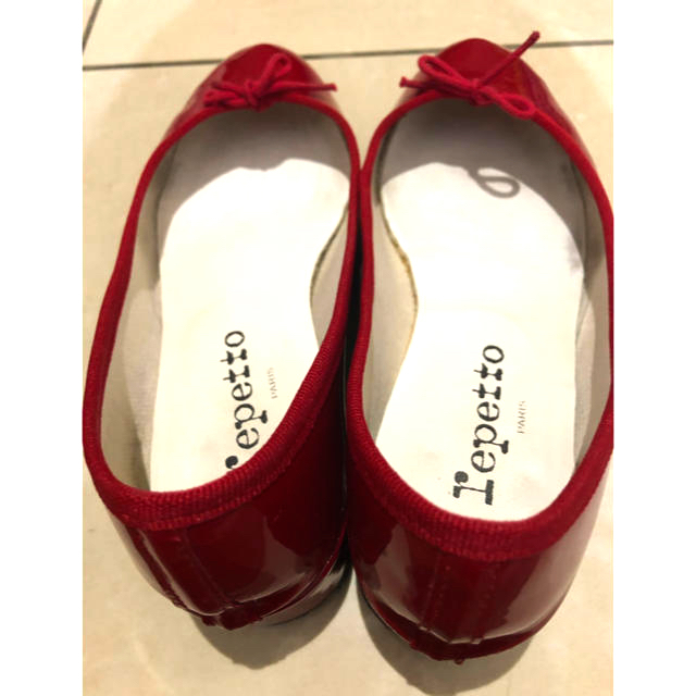 repetto(レペット)のレペット　エナメル　赤　36 レディースの靴/シューズ(バレエシューズ)の商品写真