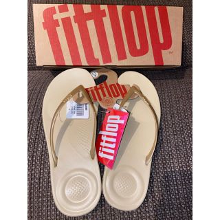 フィットフロップ(fitflop)のフィットフロップ　ビーチサンダル　ゴールド　24.5cm(ビーチサンダル)