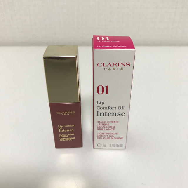 CLARINS(クラランス)のクラランス リップオイルインテンス 01 インテンスヌード コスメ/美容のベースメイク/化粧品(口紅)の商品写真