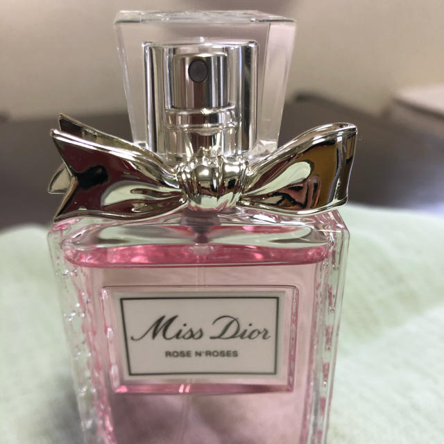 Christian Dior(クリスチャンディオール)のミスディオール　オードトワレ コスメ/美容の香水(香水(女性用))の商品写真