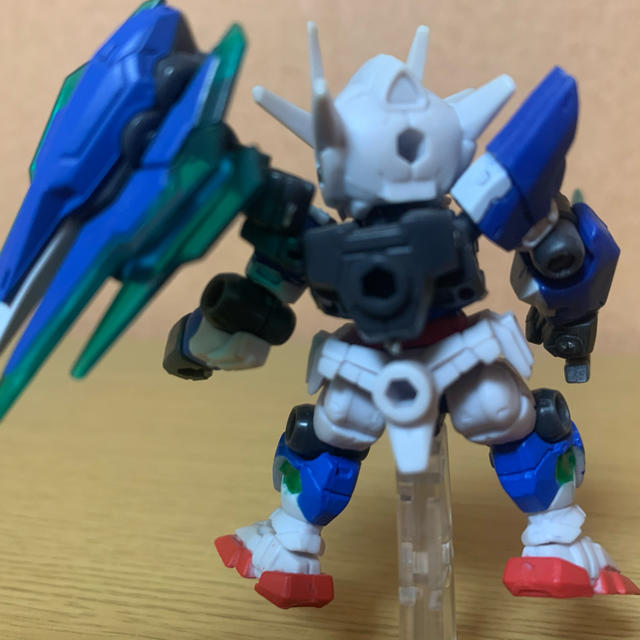 BANDAI(バンダイ)のバンダイガチャ　Mobile suit ensemble OOクアンタ エンタメ/ホビーのおもちゃ/ぬいぐるみ(模型/プラモデル)の商品写真