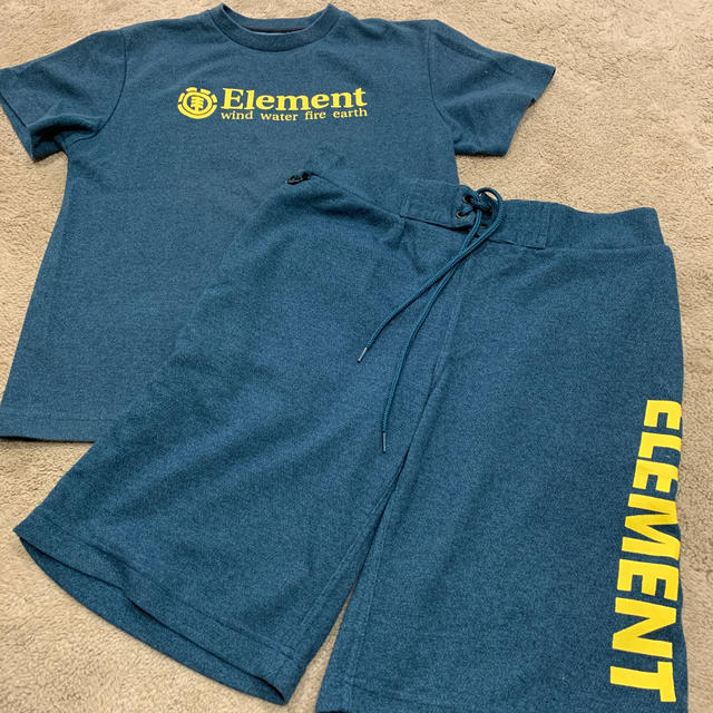 ELEMENT(エレメント)のELEMENT140Tシャツ&ハーフパンツセット キッズ/ベビー/マタニティのキッズ服男の子用(90cm~)(Tシャツ/カットソー)の商品写真