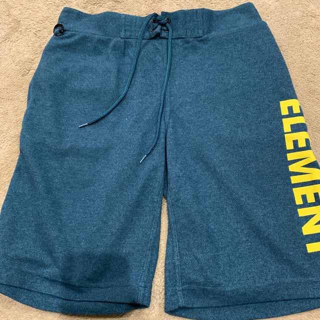 ELEMENT(エレメント)のELEMENT140Tシャツ&ハーフパンツセット キッズ/ベビー/マタニティのキッズ服男の子用(90cm~)(Tシャツ/カットソー)の商品写真