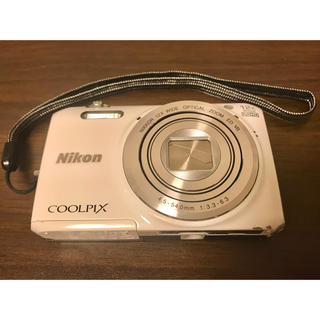 ニコン(Nikon)のNikon COOLPIX S6800 WHITE(コンパクトデジタルカメラ)