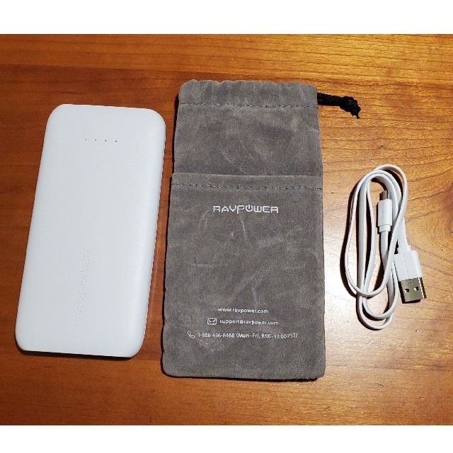 RAVPower 10000mAh モバイルバッテリー スマホ/家電/カメラのスマートフォン/携帯電話(バッテリー/充電器)の商品写真