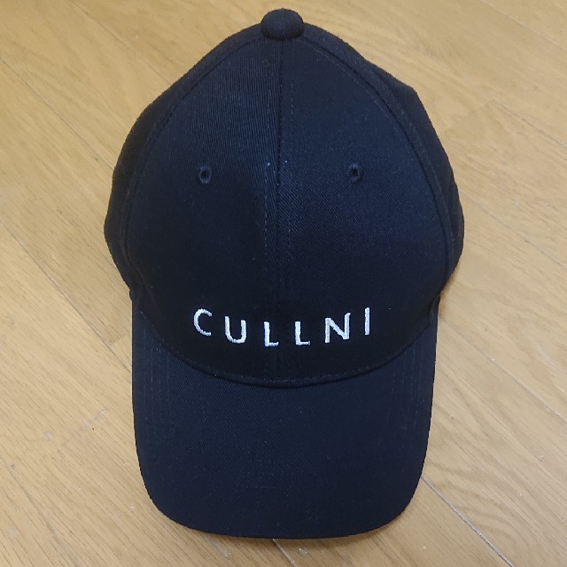 春夏新色 CULLNI(クルニ) キャップ美品 - 黒 帽子