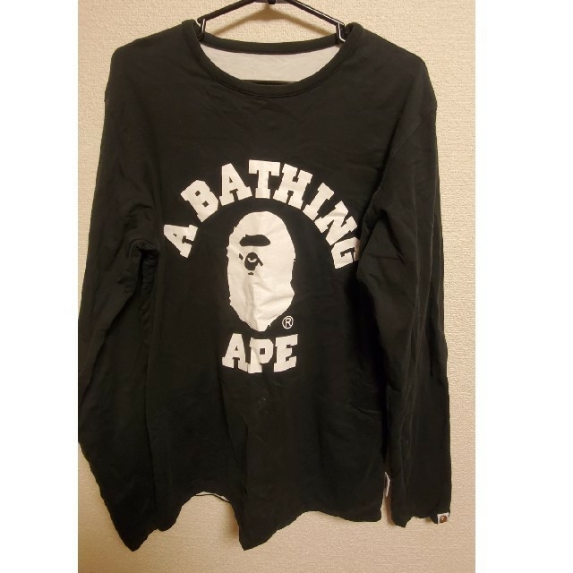 A BATHING APE(アベイシングエイプ)のAPE リバーシブルT メンズのトップス(Tシャツ/カットソー(七分/長袖))の商品写真