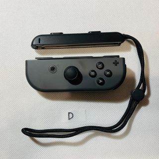 ニンテンドースイッチ(Nintendo Switch)のD 完動品【ニンテンドー スイッチ】Joy-Conグレー(R)+ストラップ(その他)