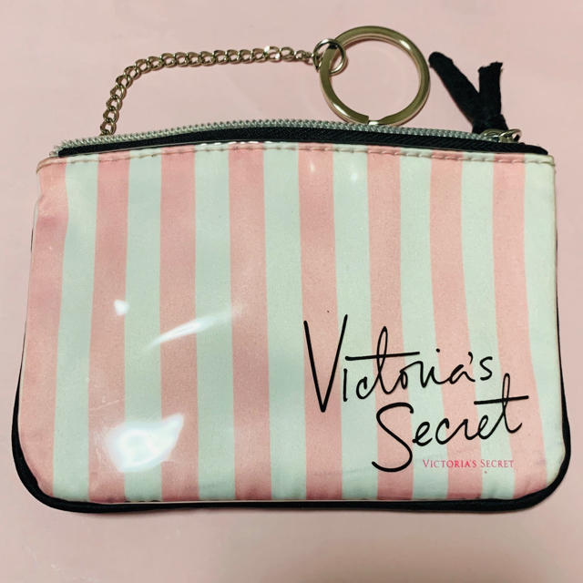 Victoria's Secret(ヴィクトリアズシークレット)のVICTORIA'S SECRET ビクトリアシークレット 　ストライプ　ポーチ レディースのファッション小物(ポーチ)の商品写真