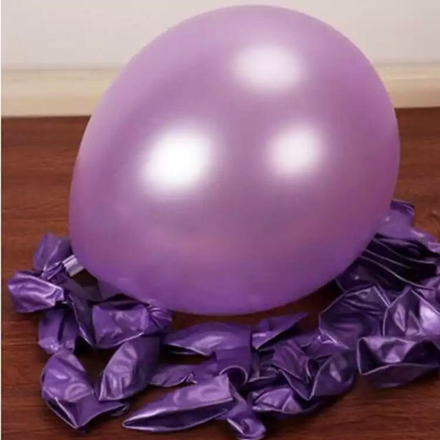 大量40個 クリスタル 風船 紫 バルーン パープル 誕生日 パーティー 結婚式 インテリア/住まい/日用品のインテリア小物(ウェルカムボード)の商品写真