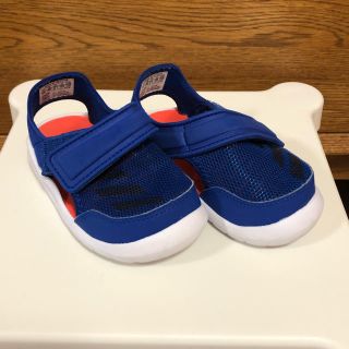 アディダス(adidas)のサマーシューズ　アディダス　13cm(サンダル)