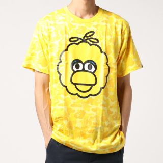 アベイシングエイプ(A BATHING APE)のA BATHING APE コラボ セサミストリート ビッグバード カモＴ(Tシャツ/カットソー(半袖/袖なし))