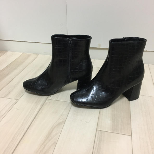 【希少なメンズサイズ】ヒールブーツ 黒 uk9 asos クロコダイル柄